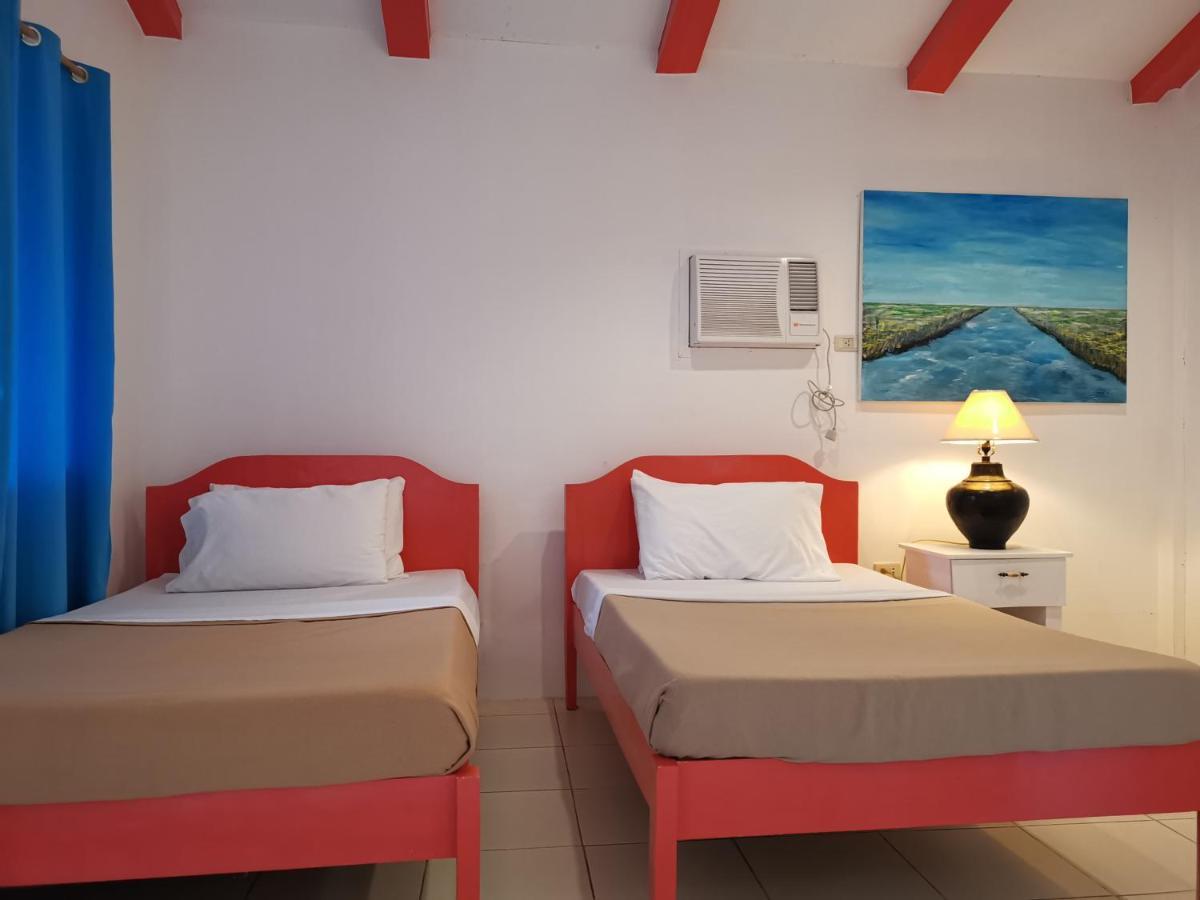 La Vida Hostel Samal Island Exterior photo