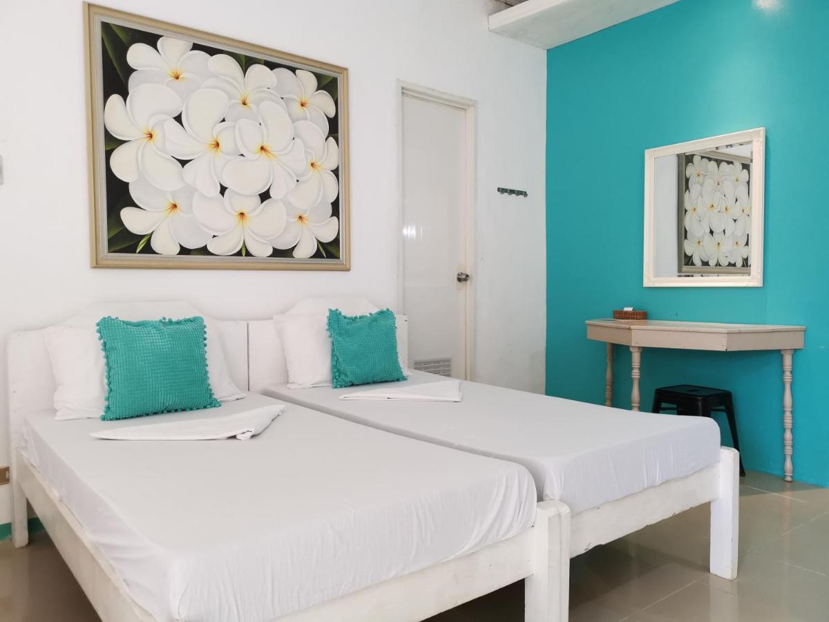 La Vida Hostel Samal Island Exterior photo