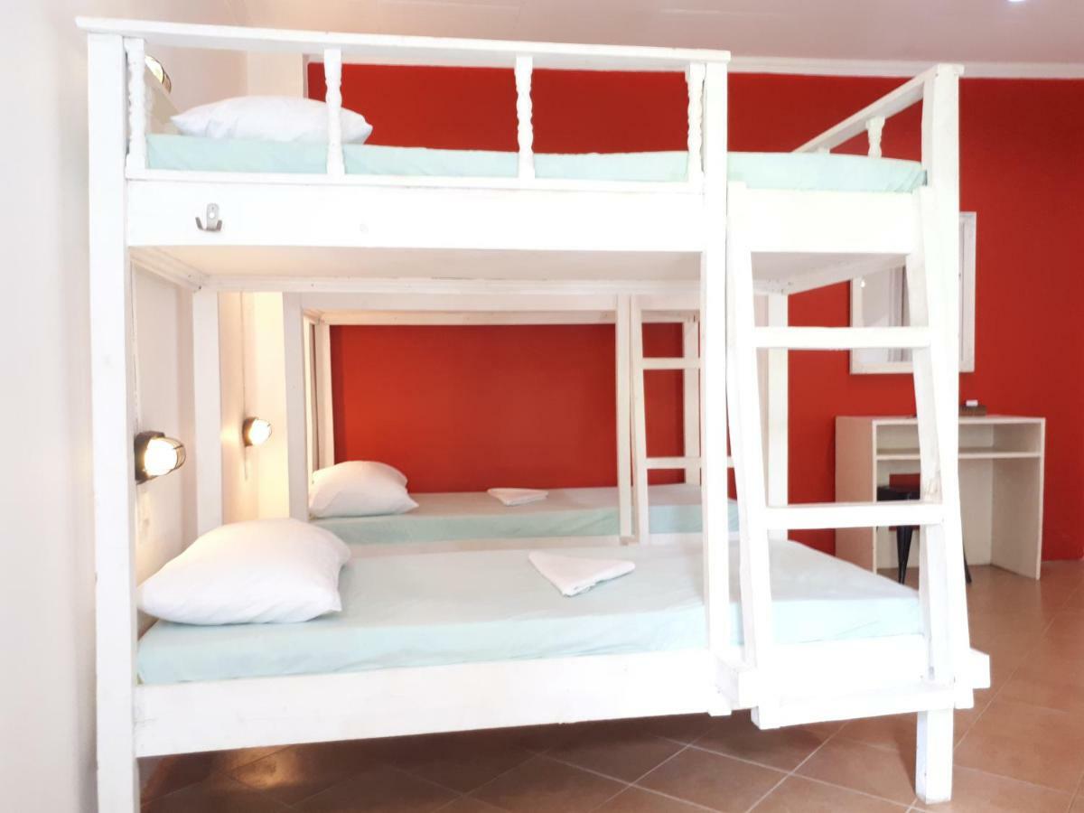 La Vida Hostel Samal Island Exterior photo